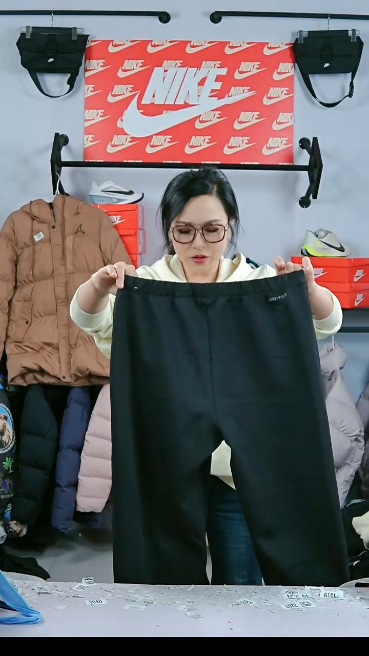 2738闪购编码运动衣以直播间过款为准尺码