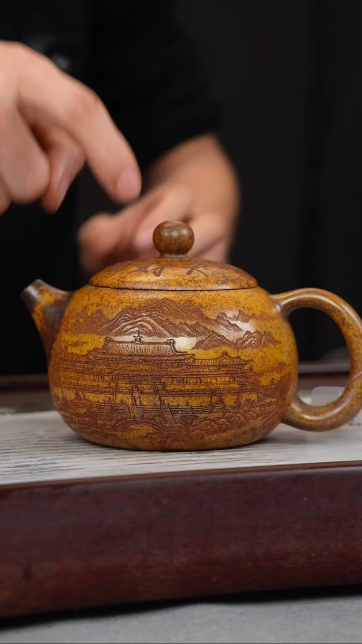 【闪购商品】紫砂茶壶龙骨金砂 西施 宝地生财