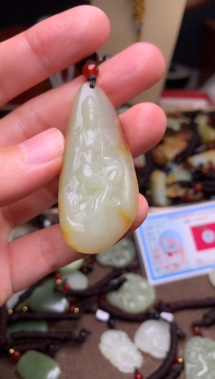 颈饰未镶嵌和田玉新疆料青海料清水和田玉吊坠