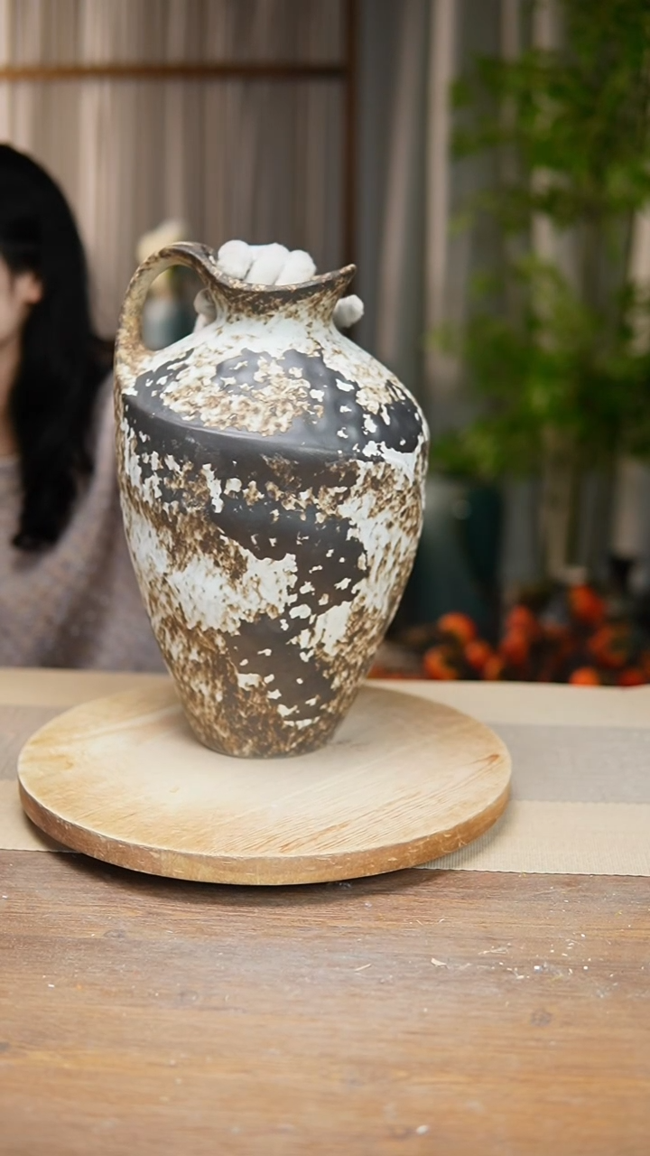 【闪购商品】陶瓷 花器诧寂黑奶壶