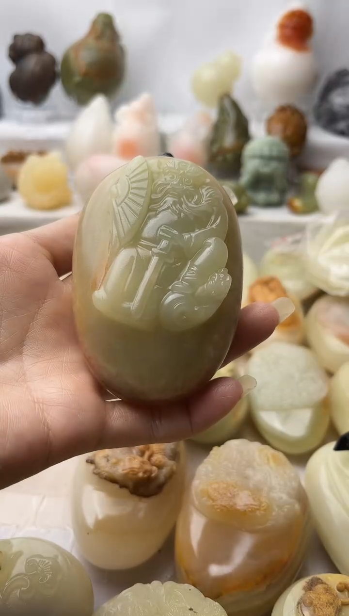 石材方解石手把件不退换钟馗