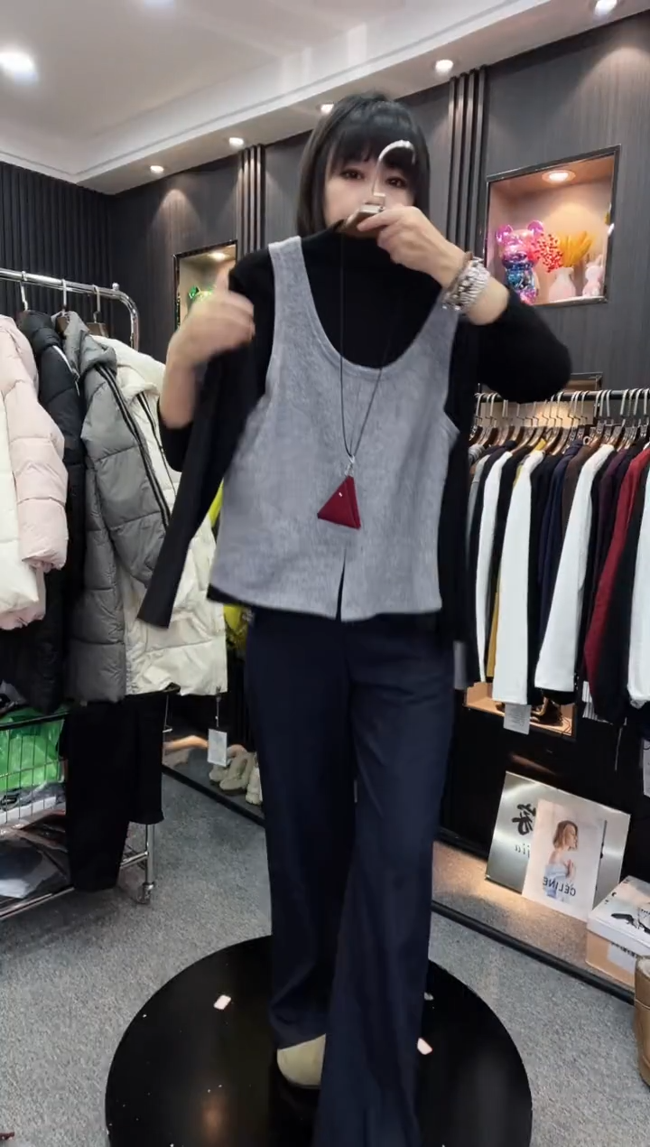 0345套装----黑色打底