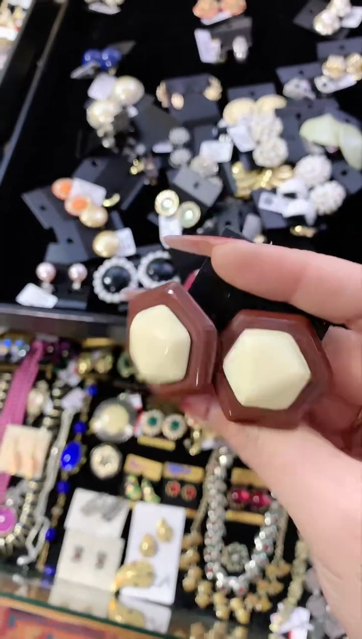 【闪购商品】瓷片楚楚中古珠宝甄选不退换