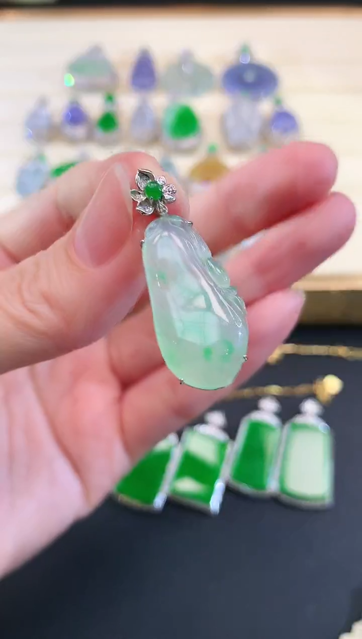 翡翠18K金镶嵌吊坠(不含链)|3980