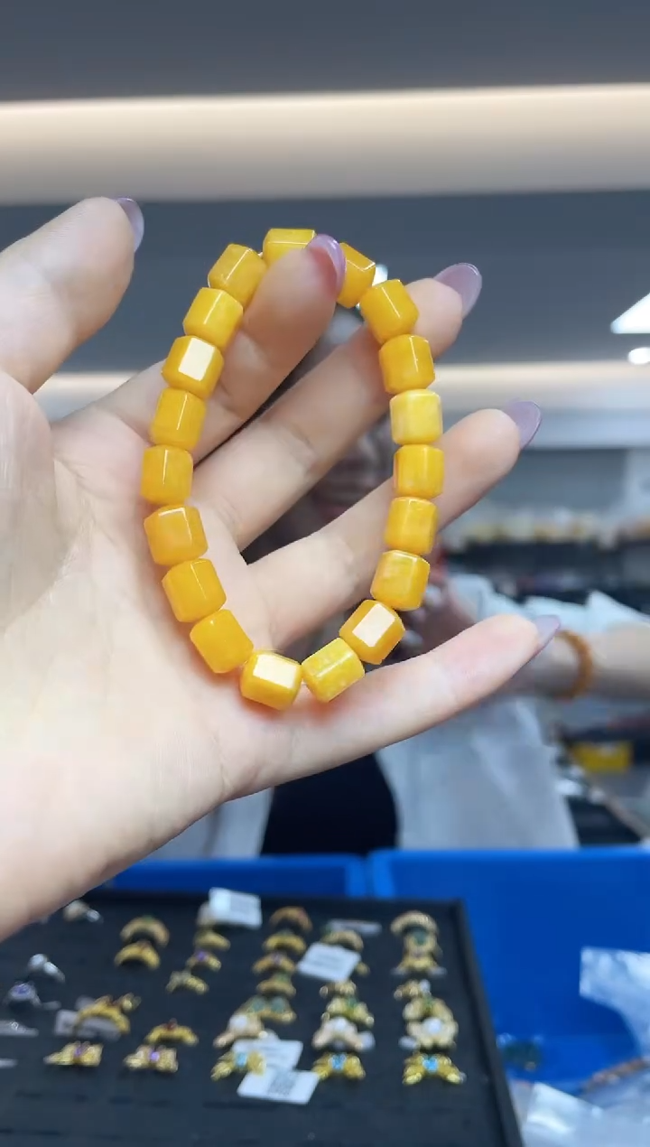 未镶嵌手串翡翠（多样性发一件）