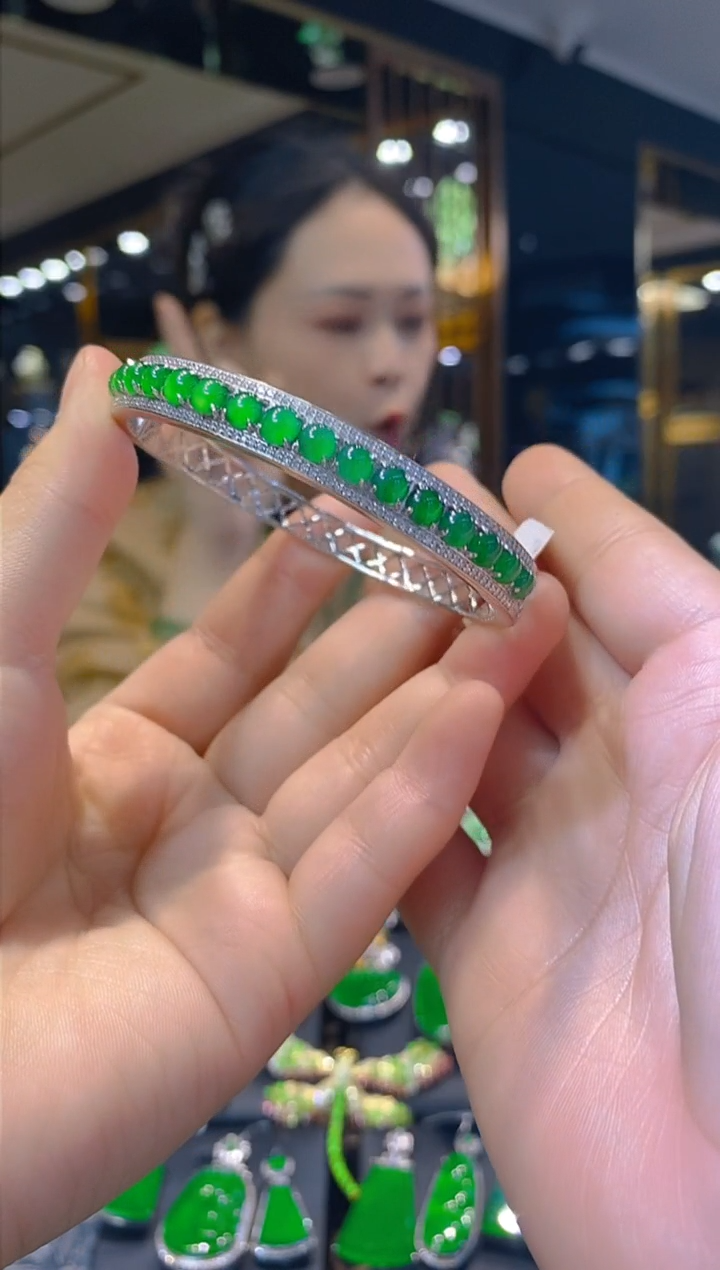 【闪购商品】翡翠手镯银S925镶嵌071（多样性发货）