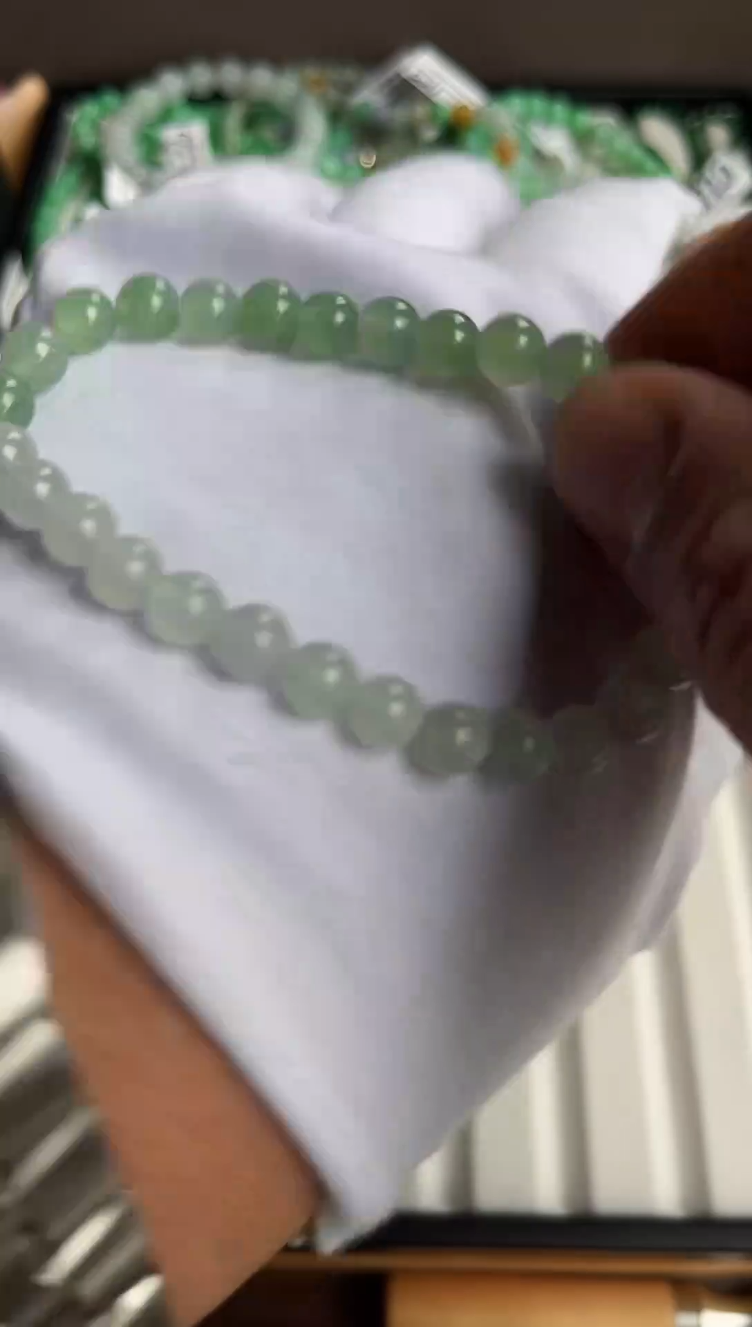 散珠翡翠翡翠手串卡7