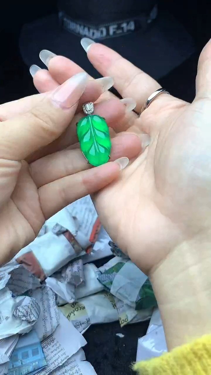 满色吊坠    所见即所得  