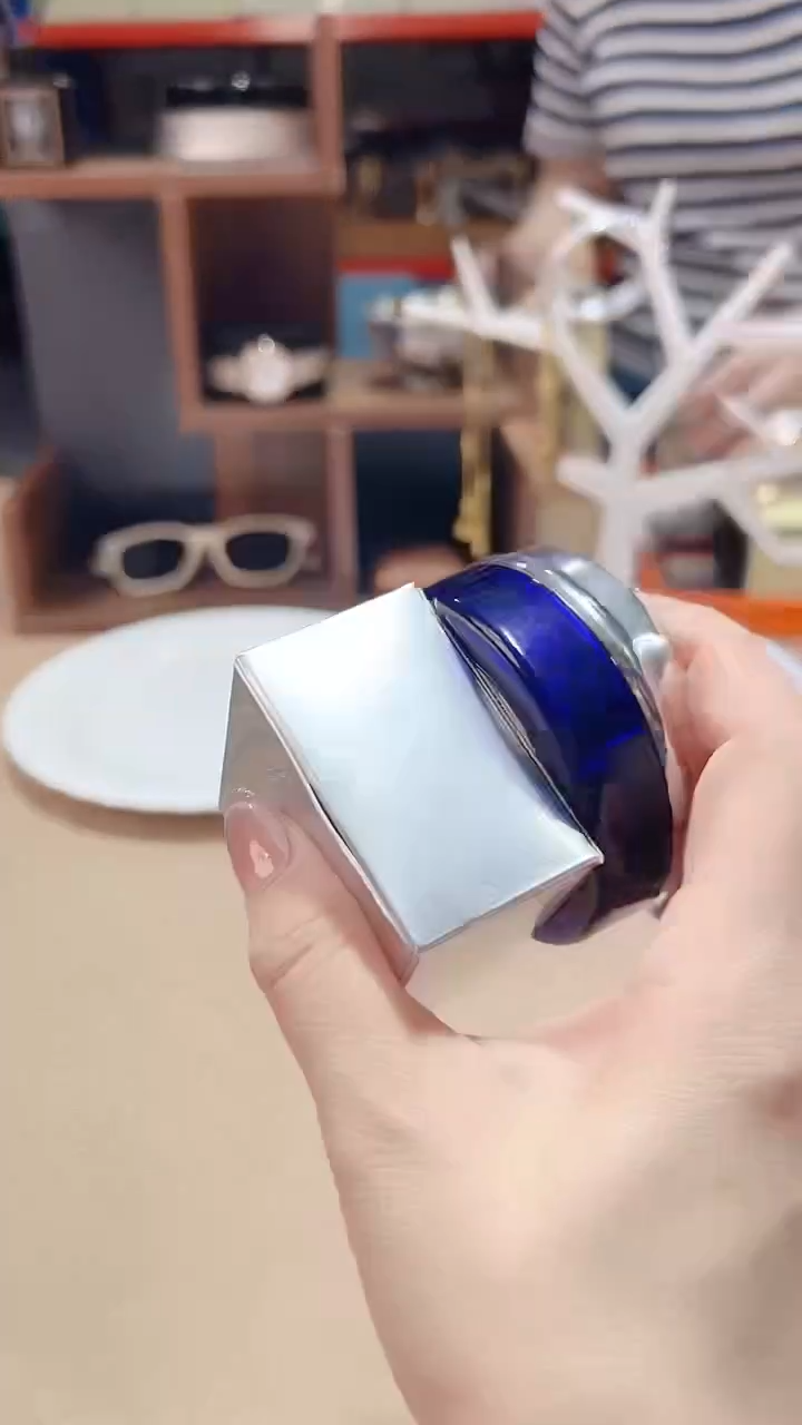 瓷片碗碟好物一件不留@@1