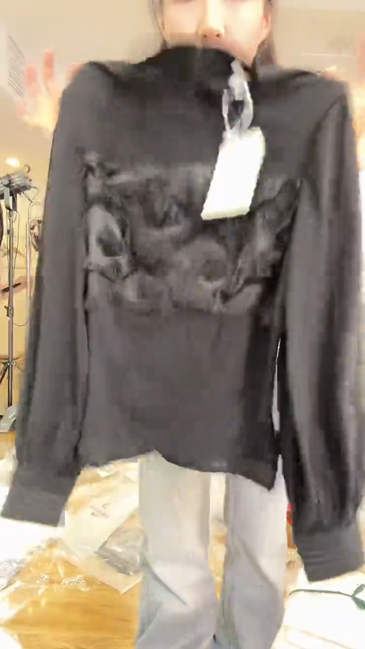 上衣       M码       80-105斤