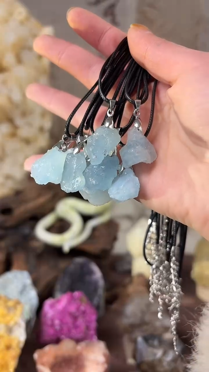 【闪购商品】水晶摆件未镶嵌hailanbao吊坠