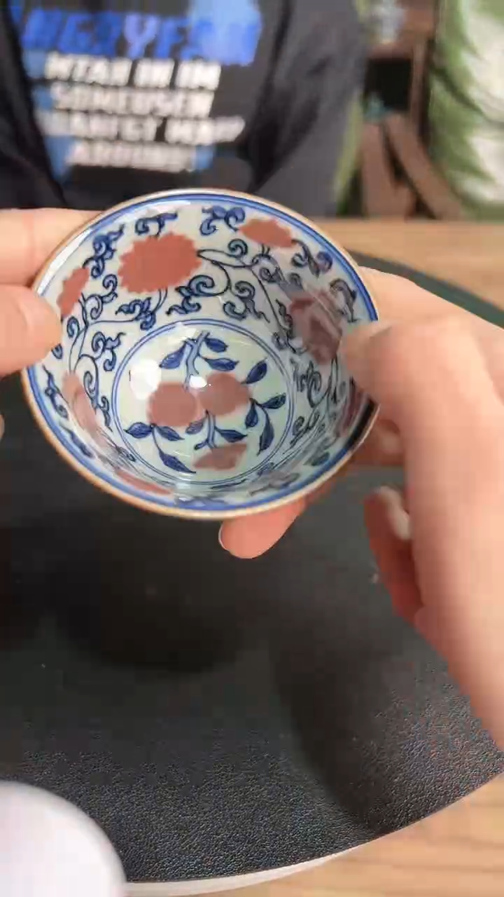 【闪购商品】杯一品德窑霁蓝青花釉里红缠枝石榴花绘杯子