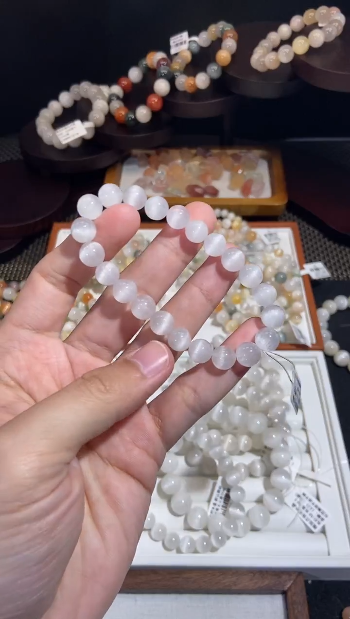 未镶嵌手串水晶九号链接-8咪+兔毛水晶手串