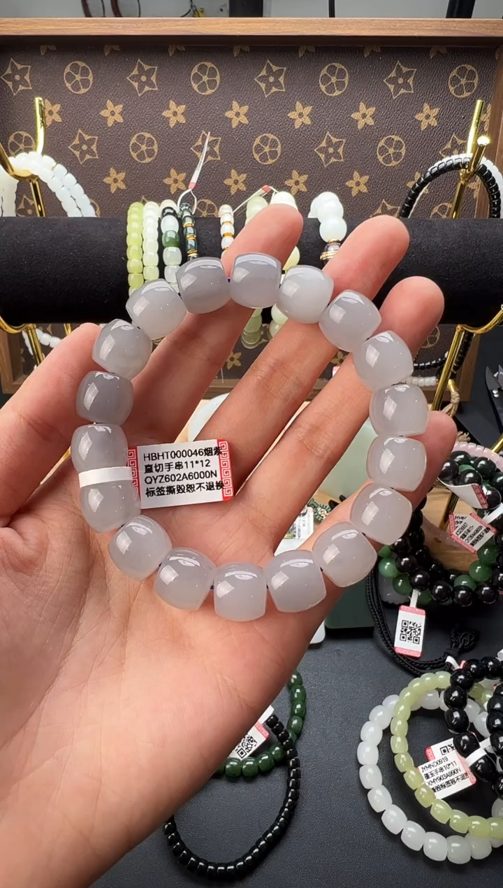 未镶嵌手串和田玉HBHT000046