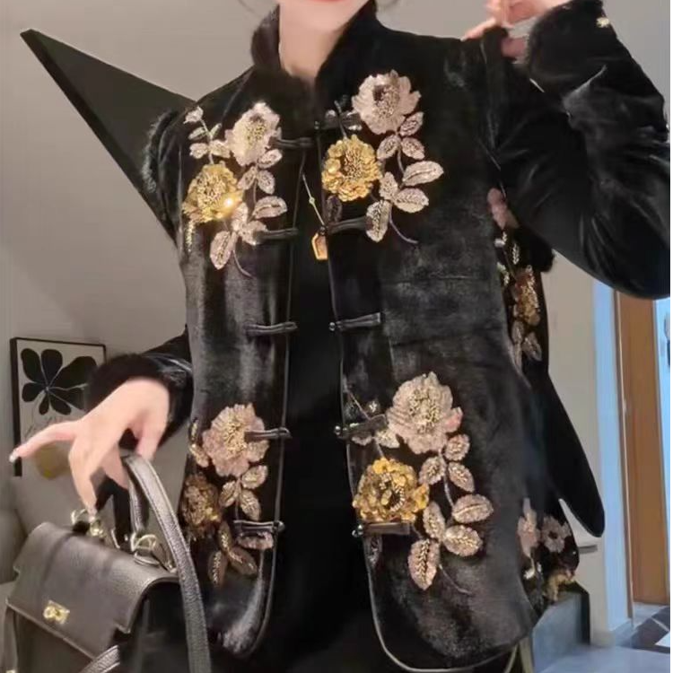 高定国风轻奢时尚女2025年新中式款重工亮片拼接刺绣盘扣马甲小衫