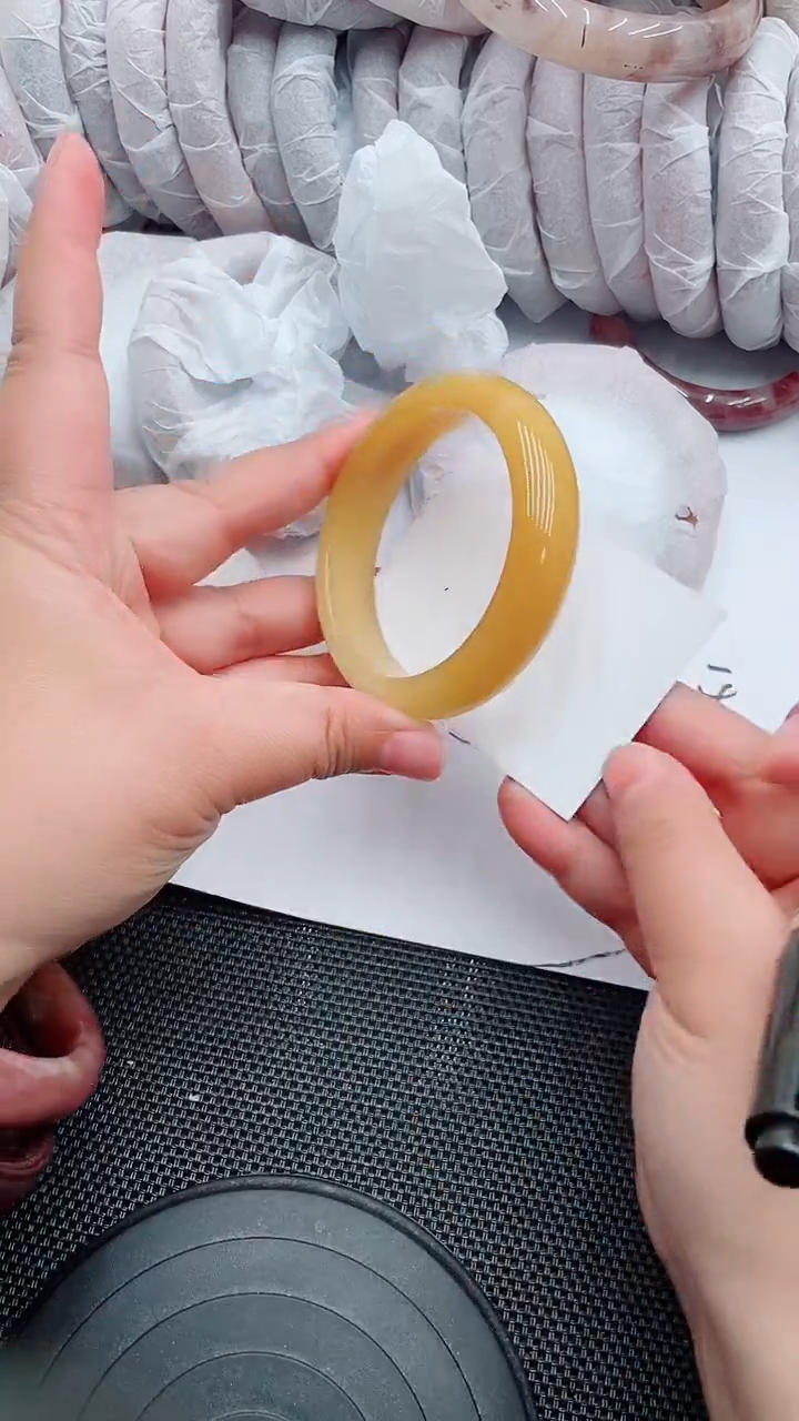 未镶嵌手镯石英质玉155-56-57