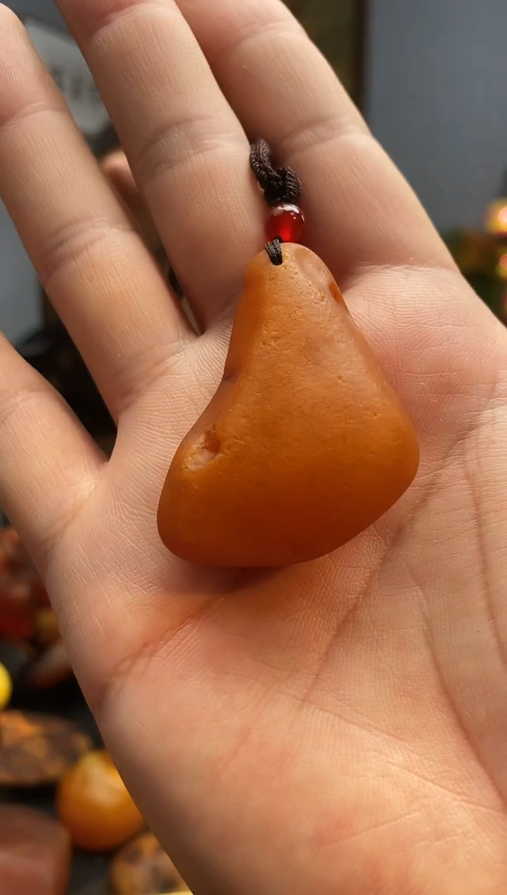 琥珀颈饰未镶嵌挂件