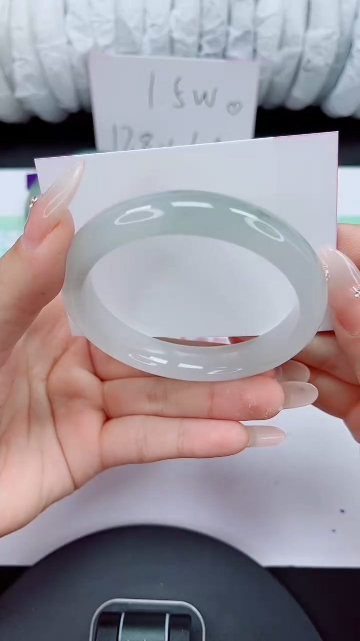 石英质玉手镯未镶嵌40-58/59