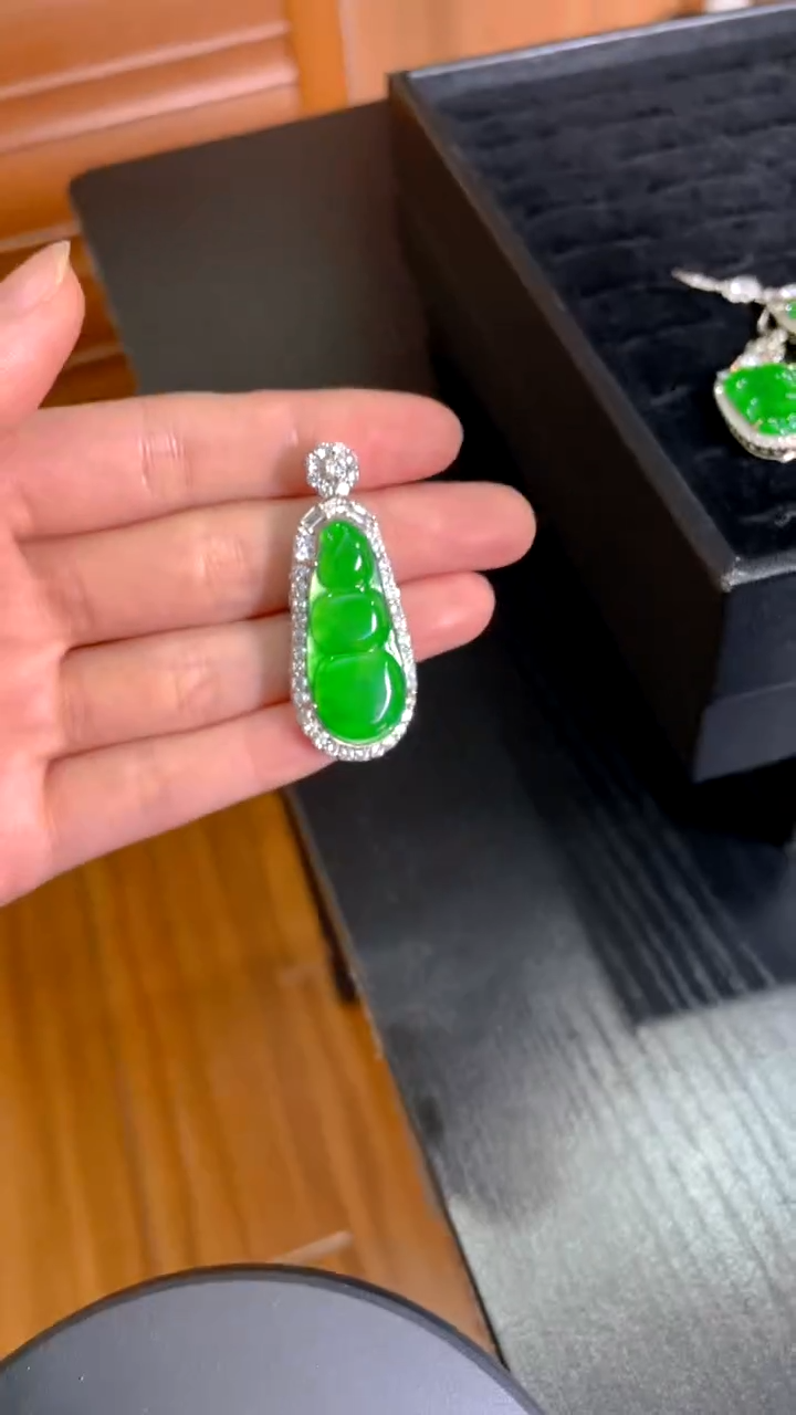 【闪购商品】翡翠吊坠(不含链)银S925镶嵌吊坠