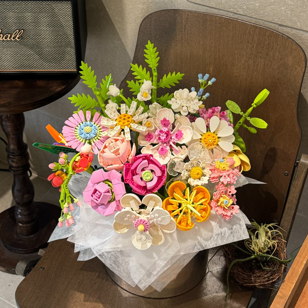 【七夕专属】2025整套积木花束抱抱桶定制生日女孩女生系列礼物包装