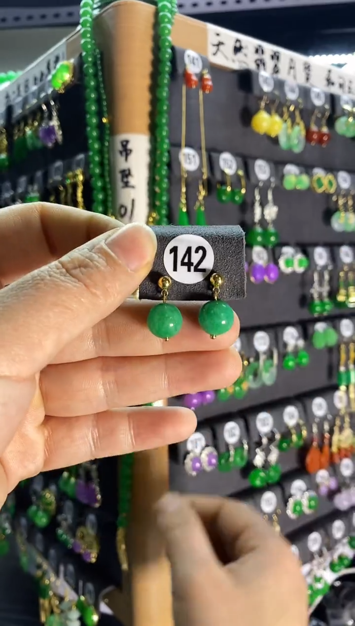 【闪购商品】翡翠耳饰银S925镶嵌142....