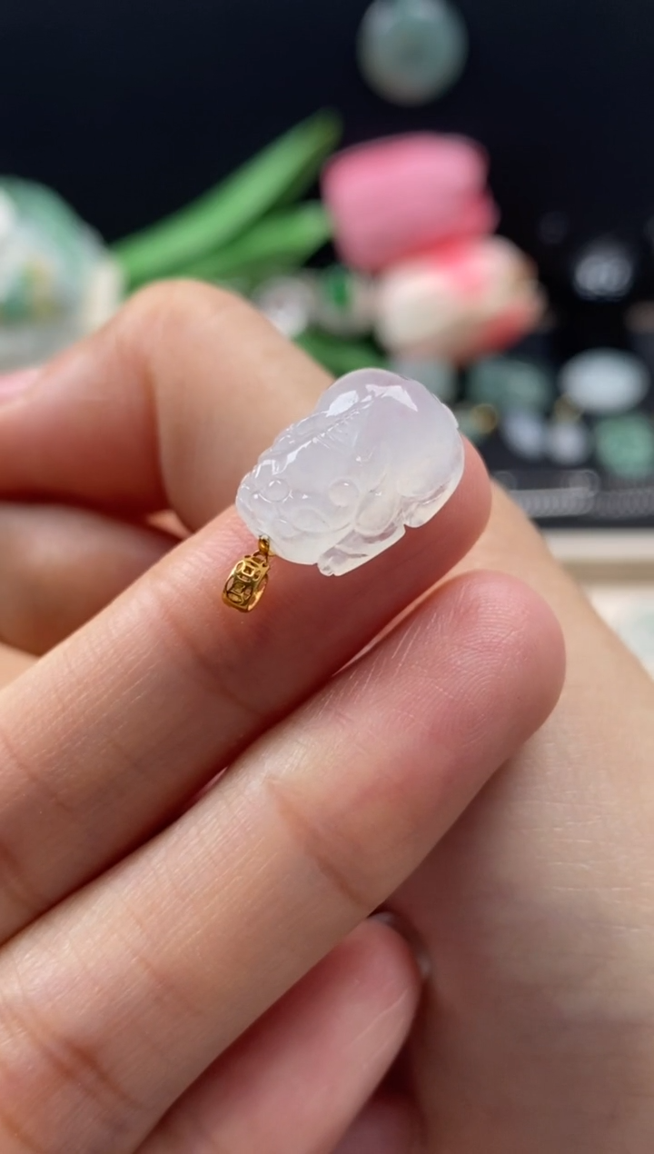 【闪购商品】翡翠颈饰18K金镶嵌翡翠冰种裸石