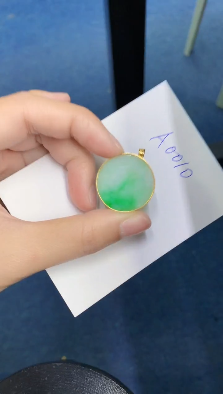 【闪购商品】翡翠颈饰18K金镶嵌000000000