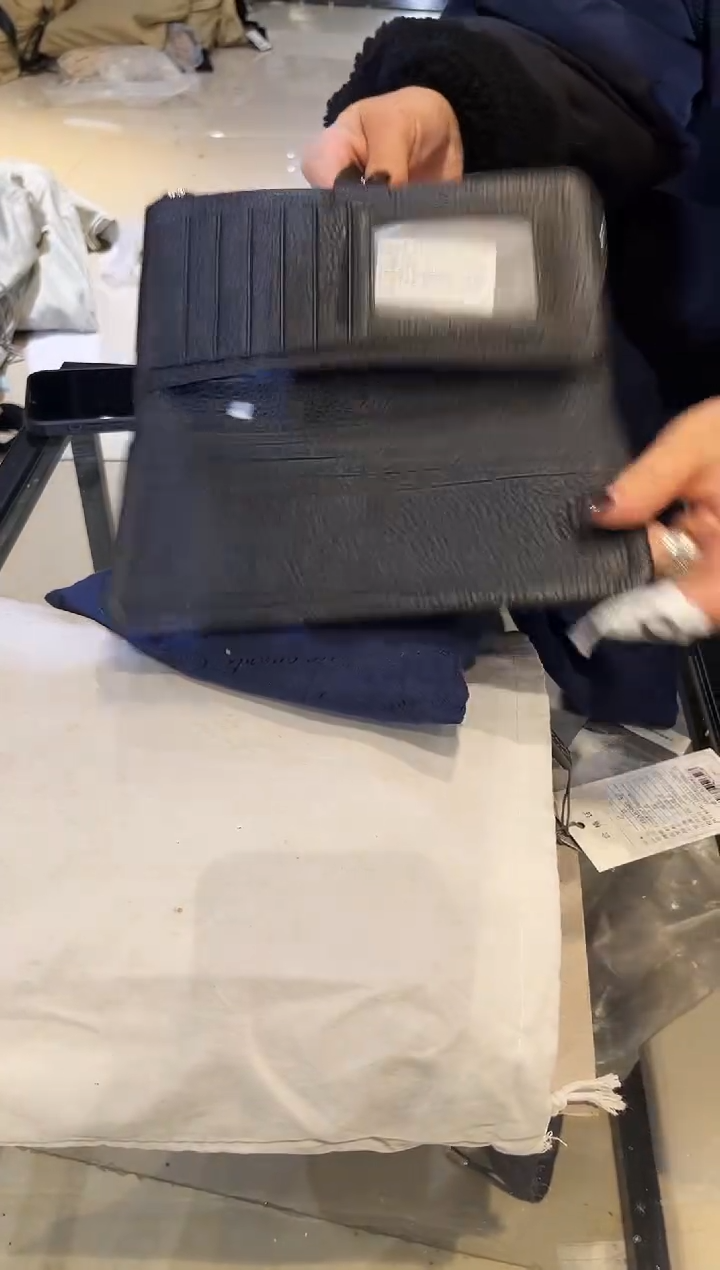 头层牛皮079品牌男包清货中（不要卡单，理性消费）