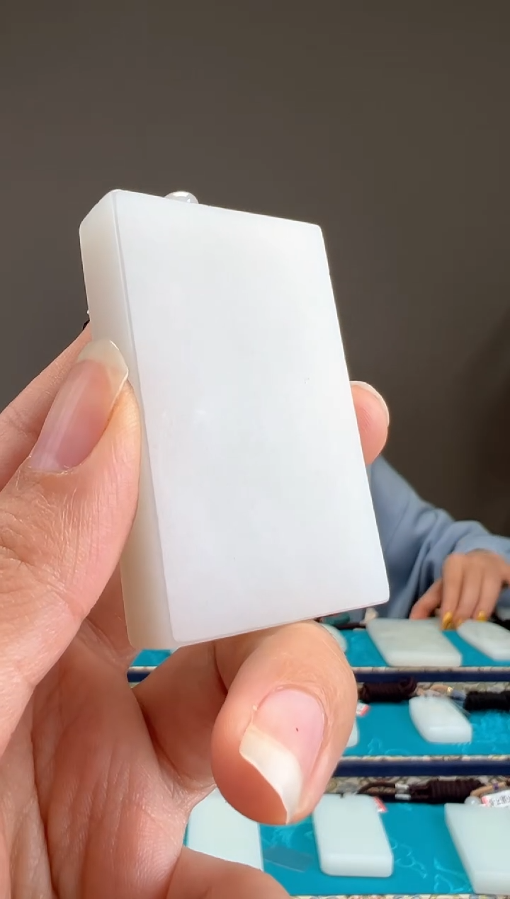 【闪购商品】和田玉未镶嵌颈饰1