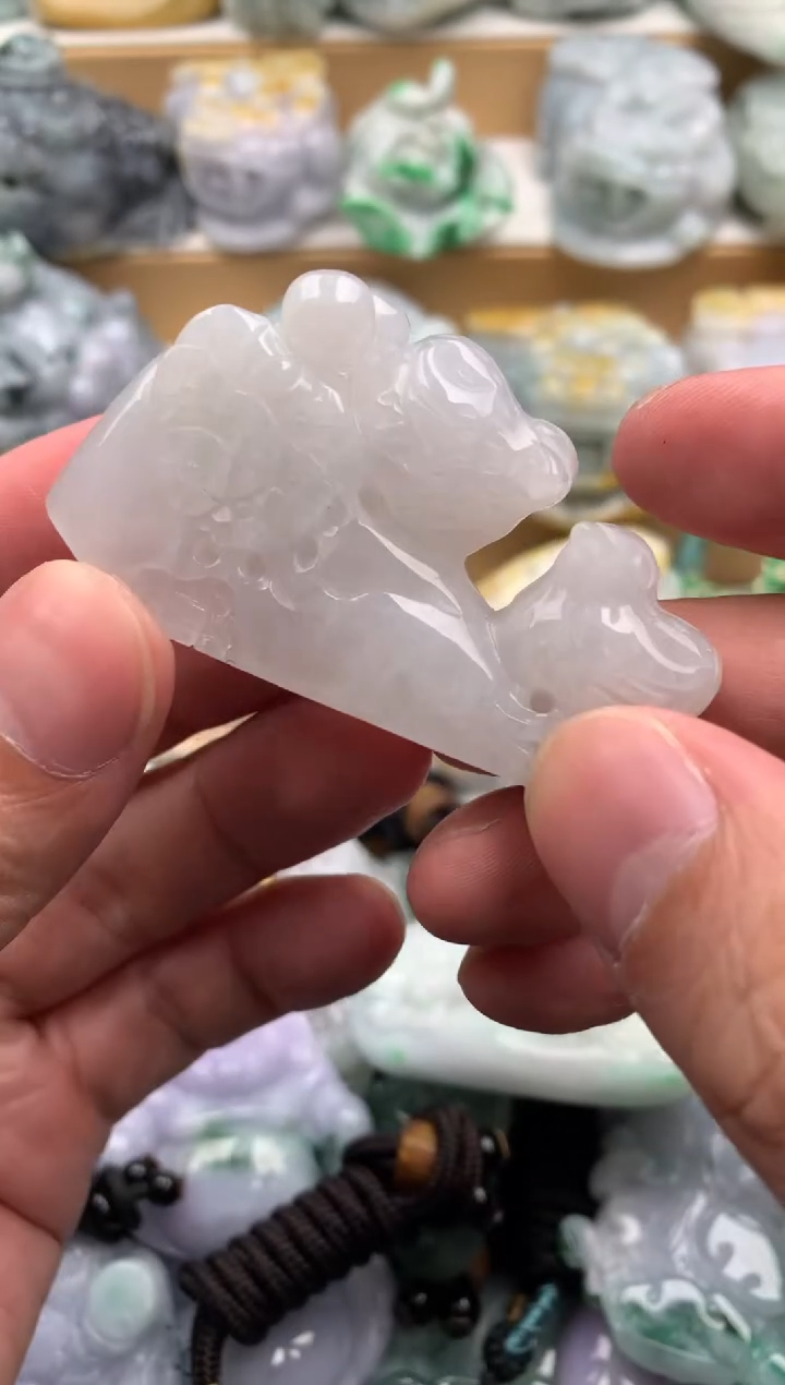 吊坠(不含链)未镶嵌翡翠1