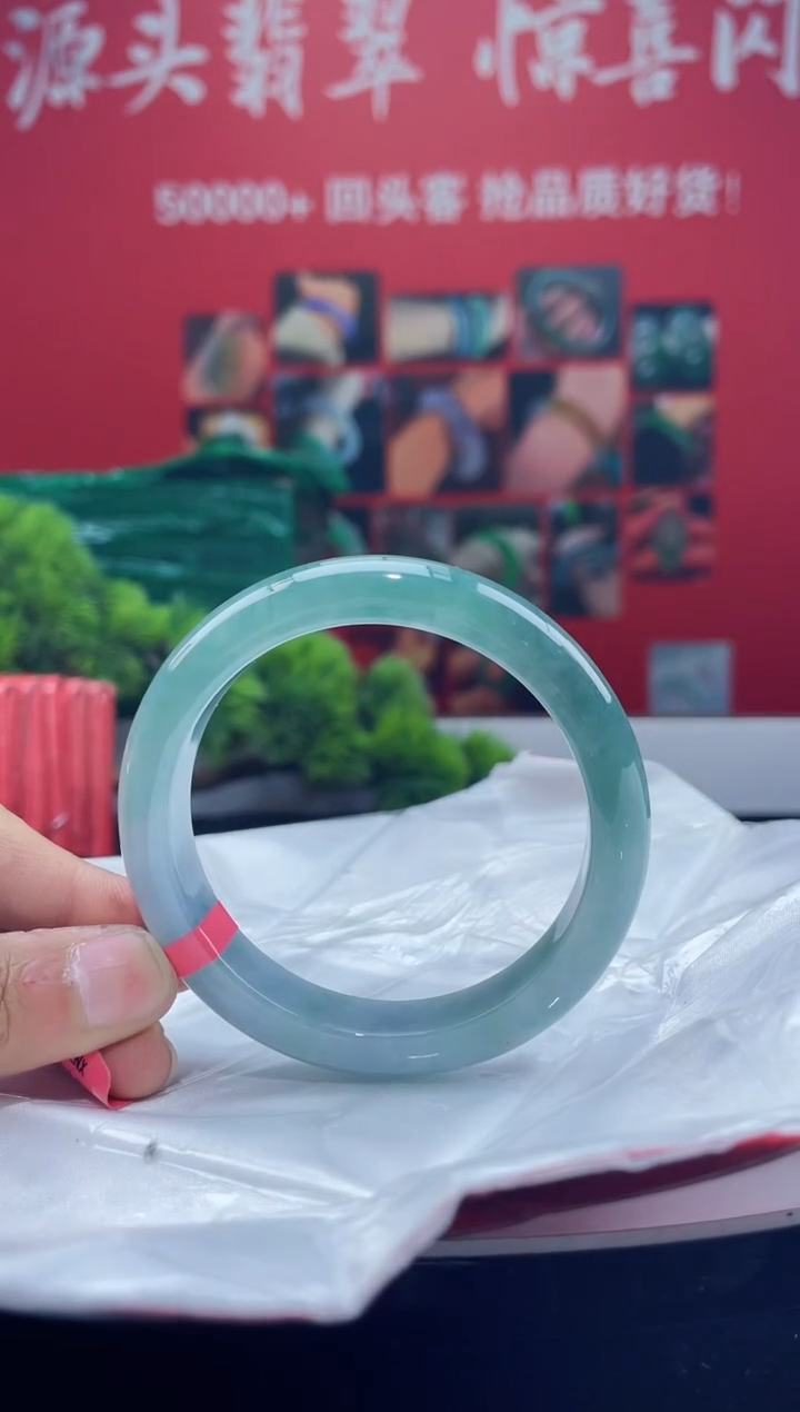 翡翠手镯未镶嵌手镯5