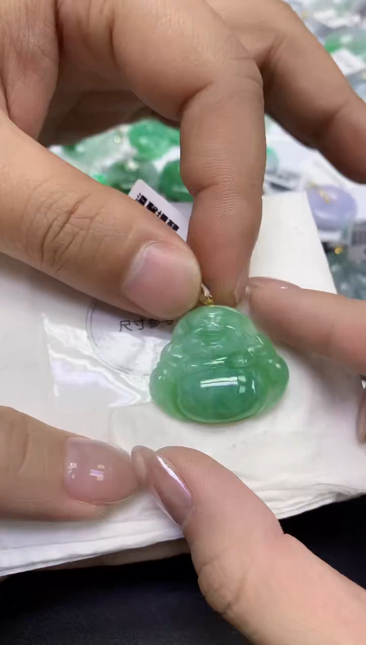颈饰18K金镶嵌翡翠天然缅甸翡翠A货百元以上9元证书费自理