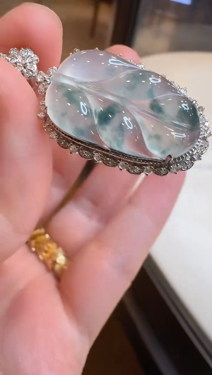 【闪购商品】翡翠吊坠(不含链)18K金镶嵌多样性团购发一件