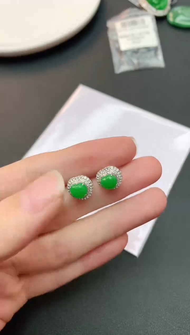 【闪购商品】翡翠耳饰18K金镶嵌赠礼盒证书 小君