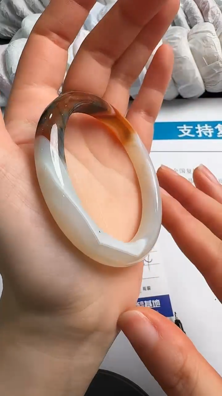 手镯玛瑙/玉髓未镶嵌002