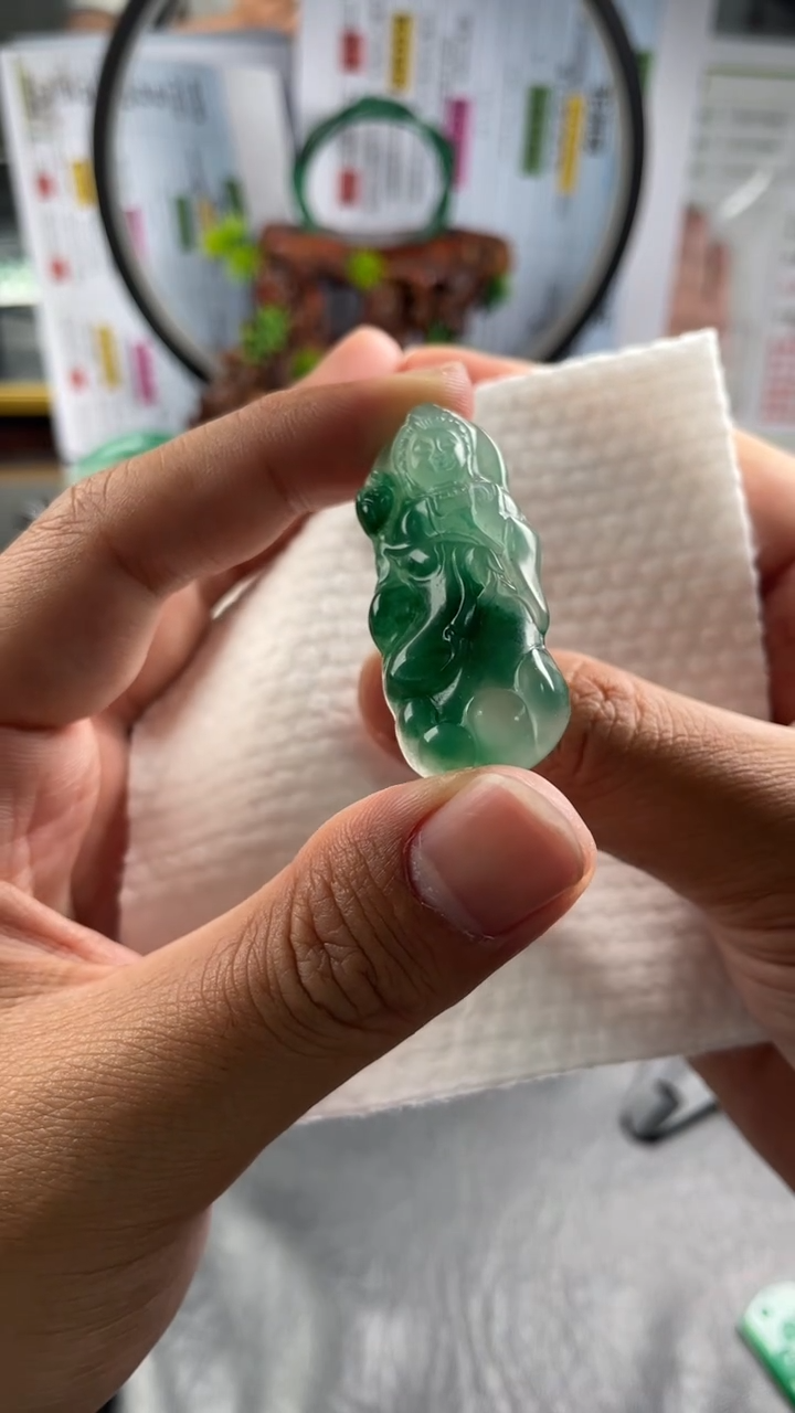 【闪购商品】石英质玉吊坠(不含链)未镶嵌非洲翠