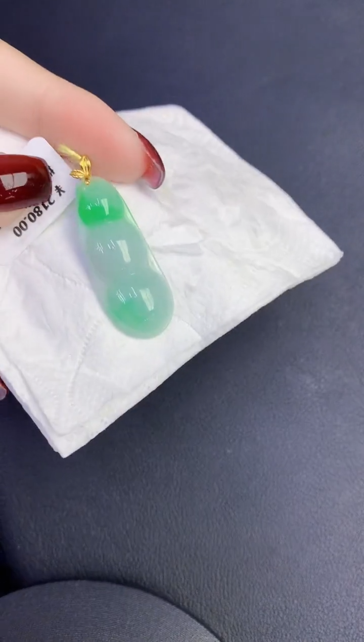 颈饰18K金镶嵌翡翠缅甸天然翡翠a货