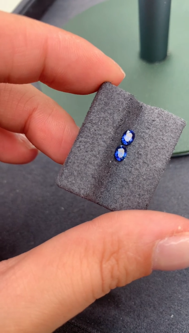 【闪购商品】蓝宝石裸石未镶嵌38分 皇家蓝蓝宝石配对