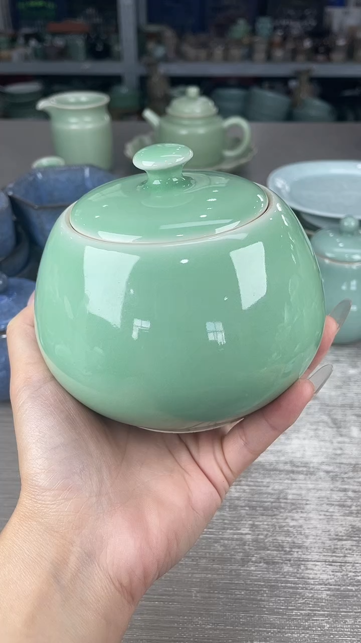 龙泉青瓷仓储大放漏