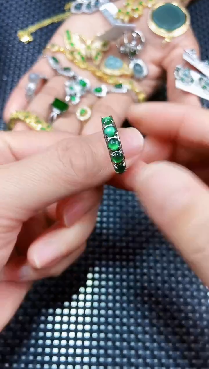 【闪购商品】翡翠戒指未镶嵌1111111111