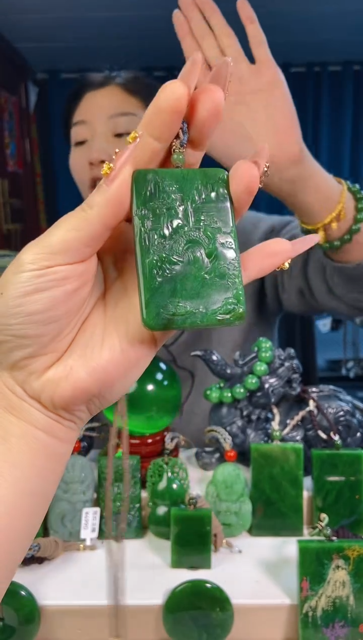 【闪购商品】和田玉挂件未镶嵌1