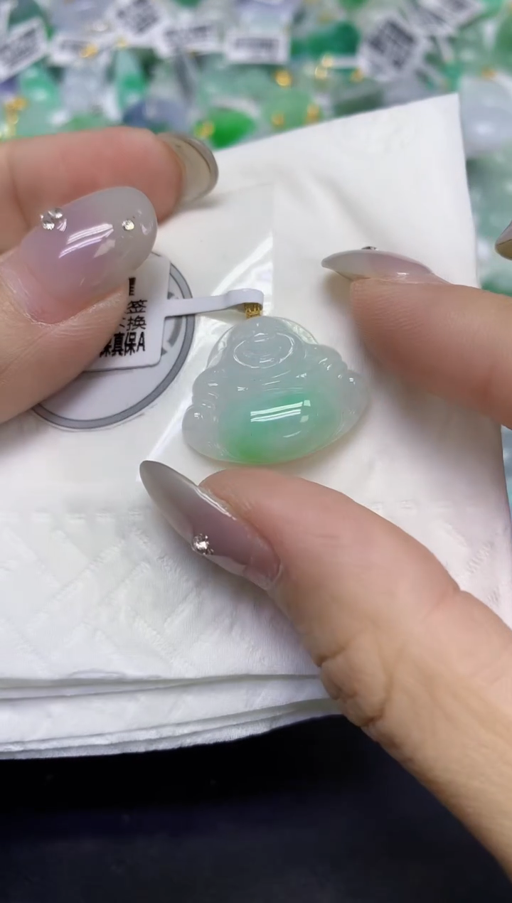 颈饰18K金镶嵌翡翠天然缅甸翡翠A货百元以上9元证书费自理