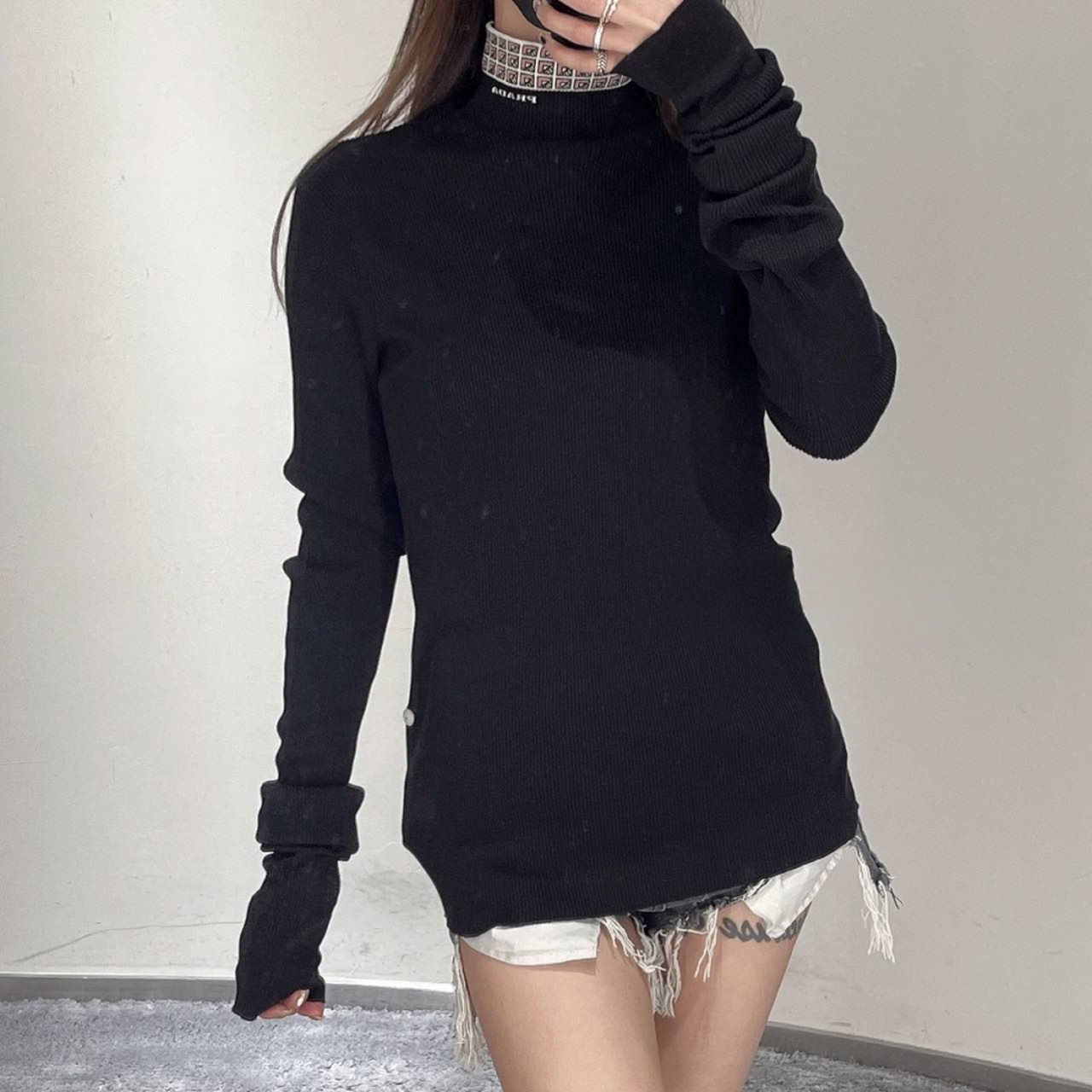 全新未使用 Prada/普拉达 汤/P215054195/方块图案针织衫 48码