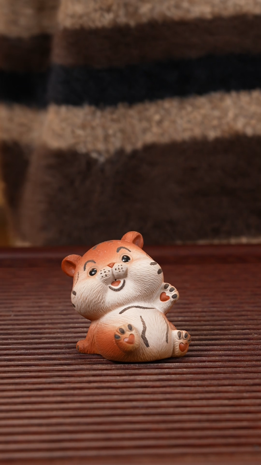 【闪购商品】紫砂茶宠开心虎，