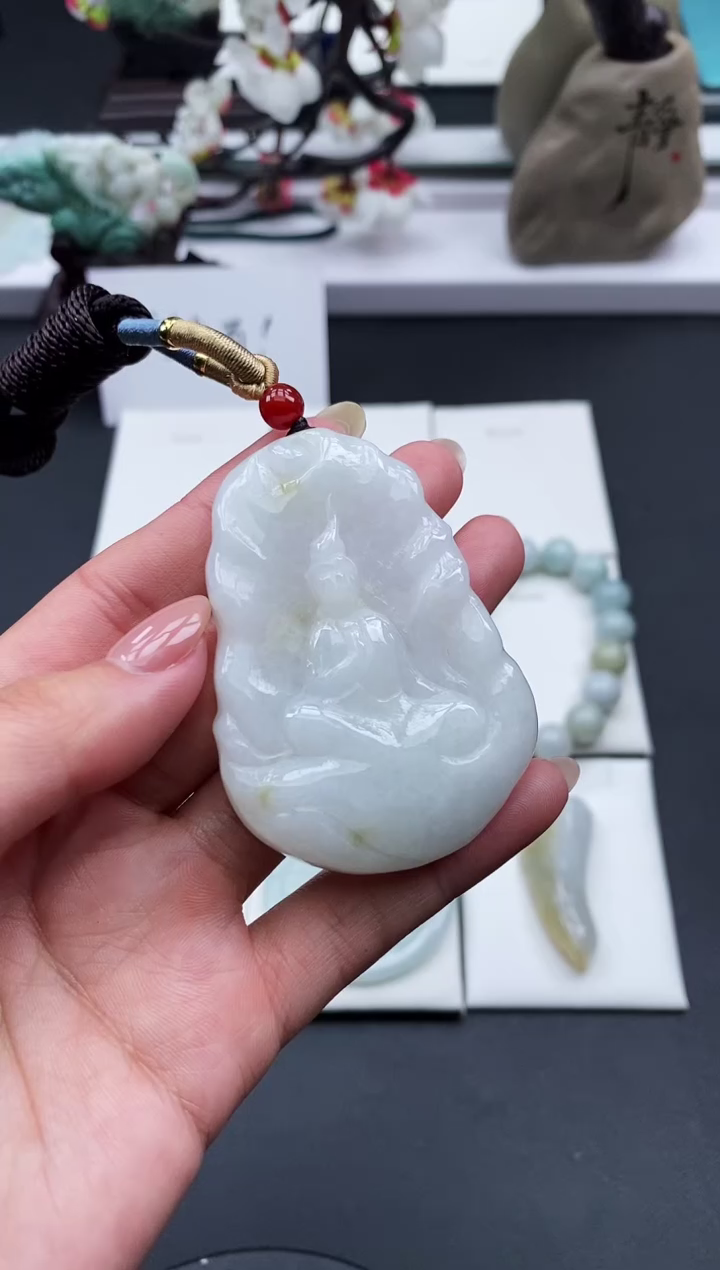 【闪购商品】翡翠颈饰未镶嵌天然缅甸A货翡翠