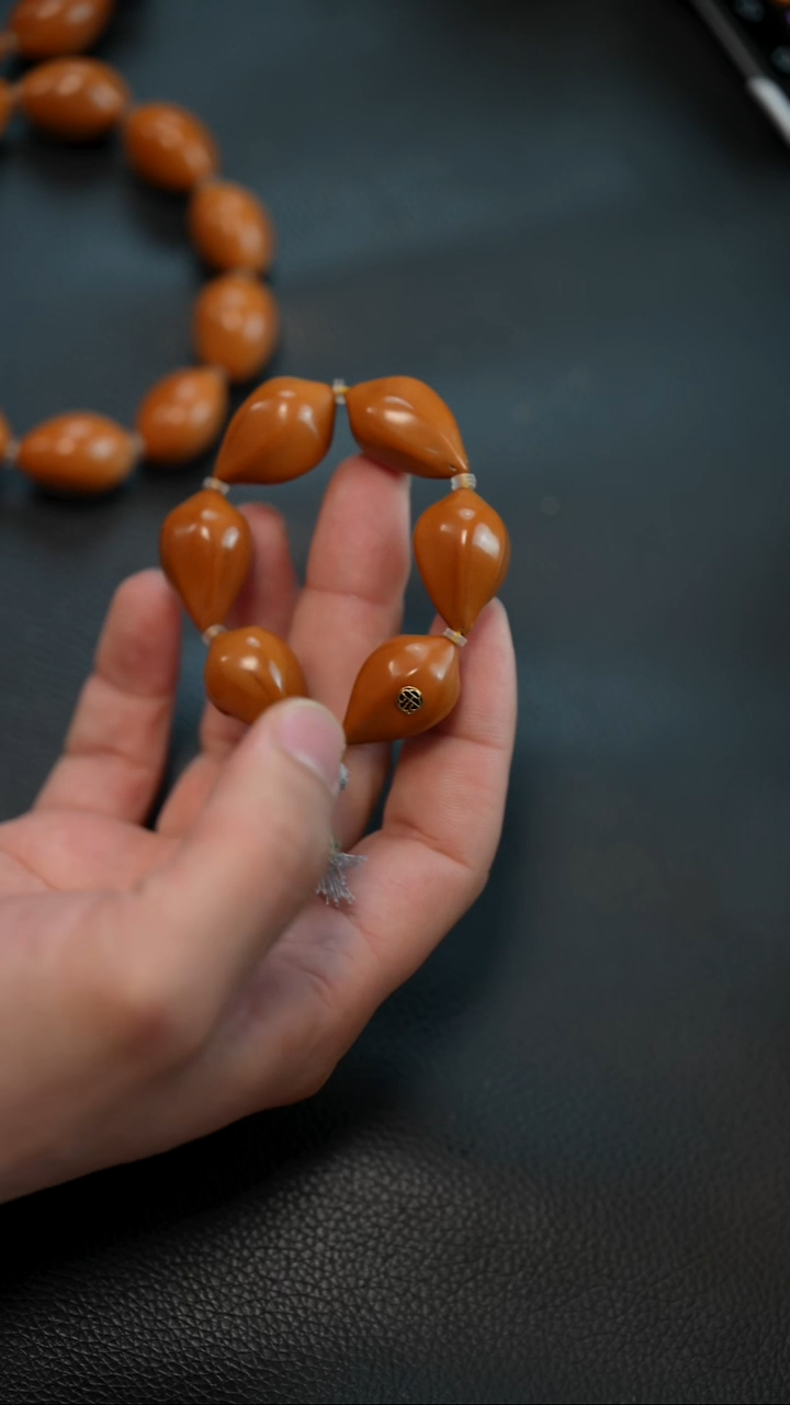 手串/手链橄榄核6籽带标手捻（标色随机）