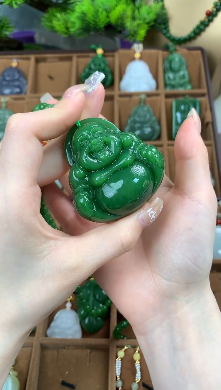 【闪购商品】和田玉颈饰18K金镶嵌吊坠50mm