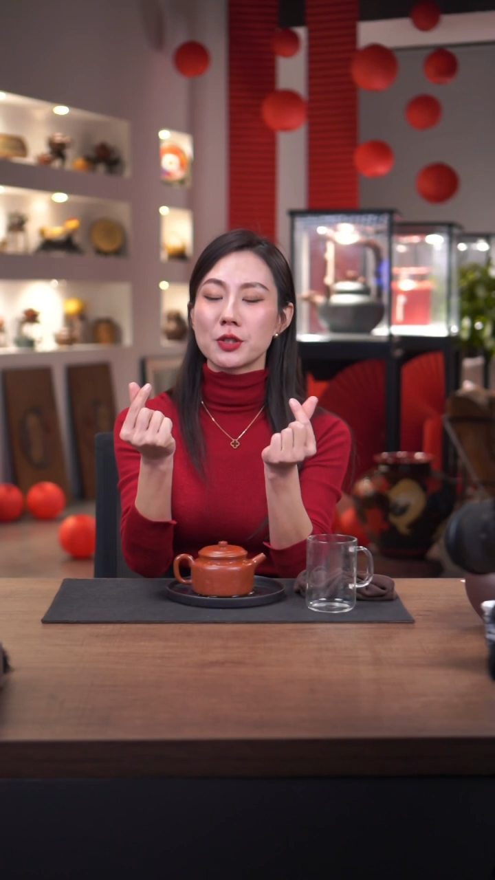 【闪购商品】紫砂茶宠德钟  山水  紫砂壶