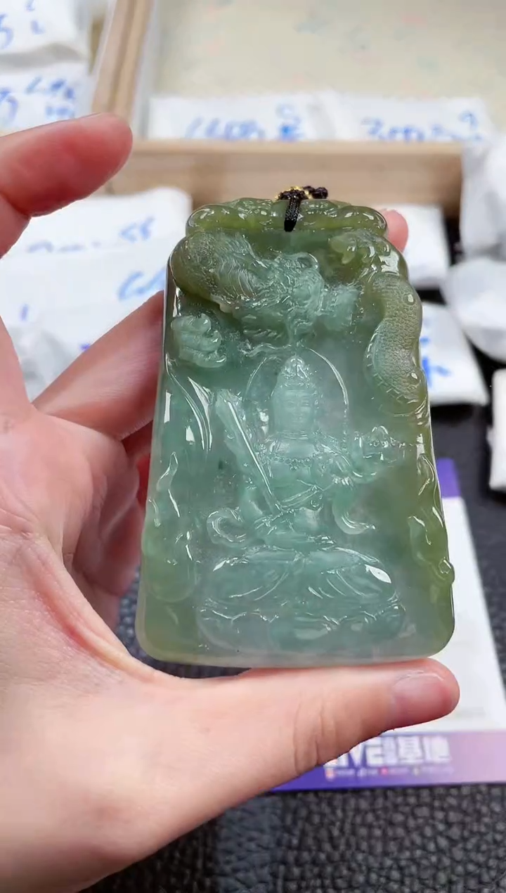 【闪购商品】翡翠颈饰未镶嵌00001352御龙虚空