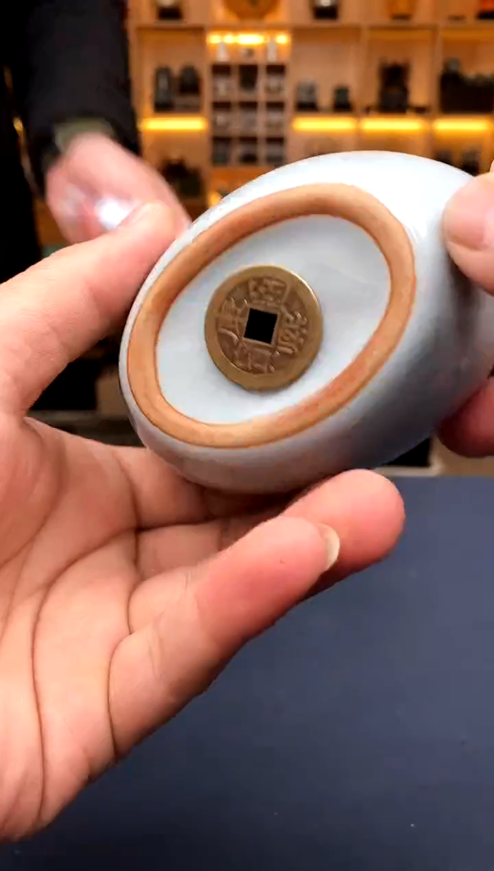 【闪购商品】撤柜高货，价格随便开@@D523